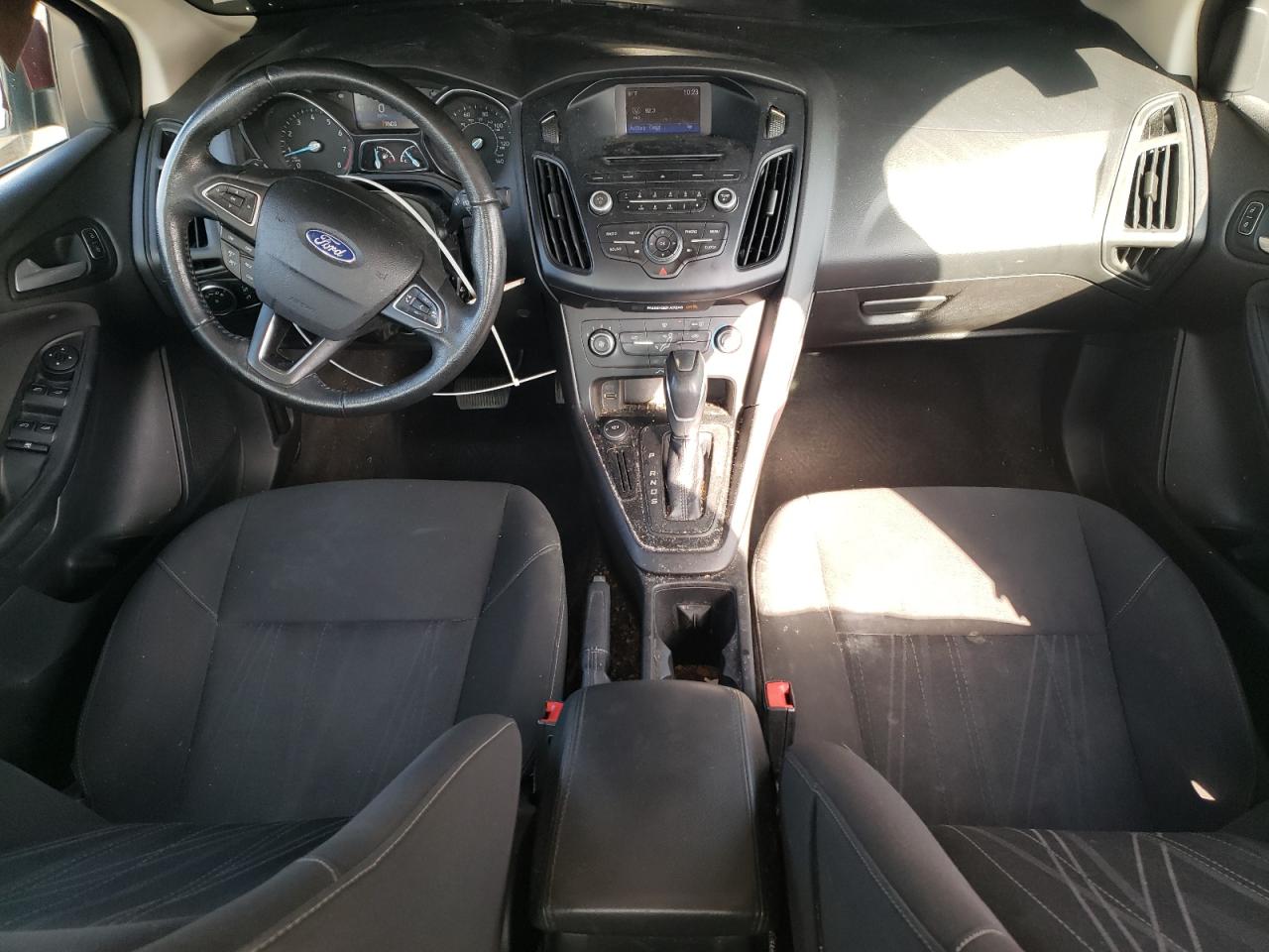 2015 Ford Focus Se VIN: 1FADP3F22FL311627 Lot: 93532225