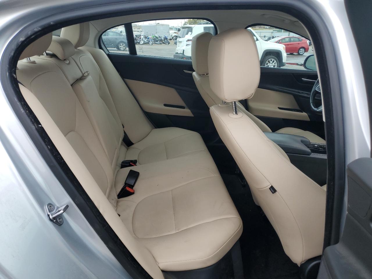 2017 Jaguar Xe Premium VIN: SAJAD4BG2HA966061 Lot: 91055945