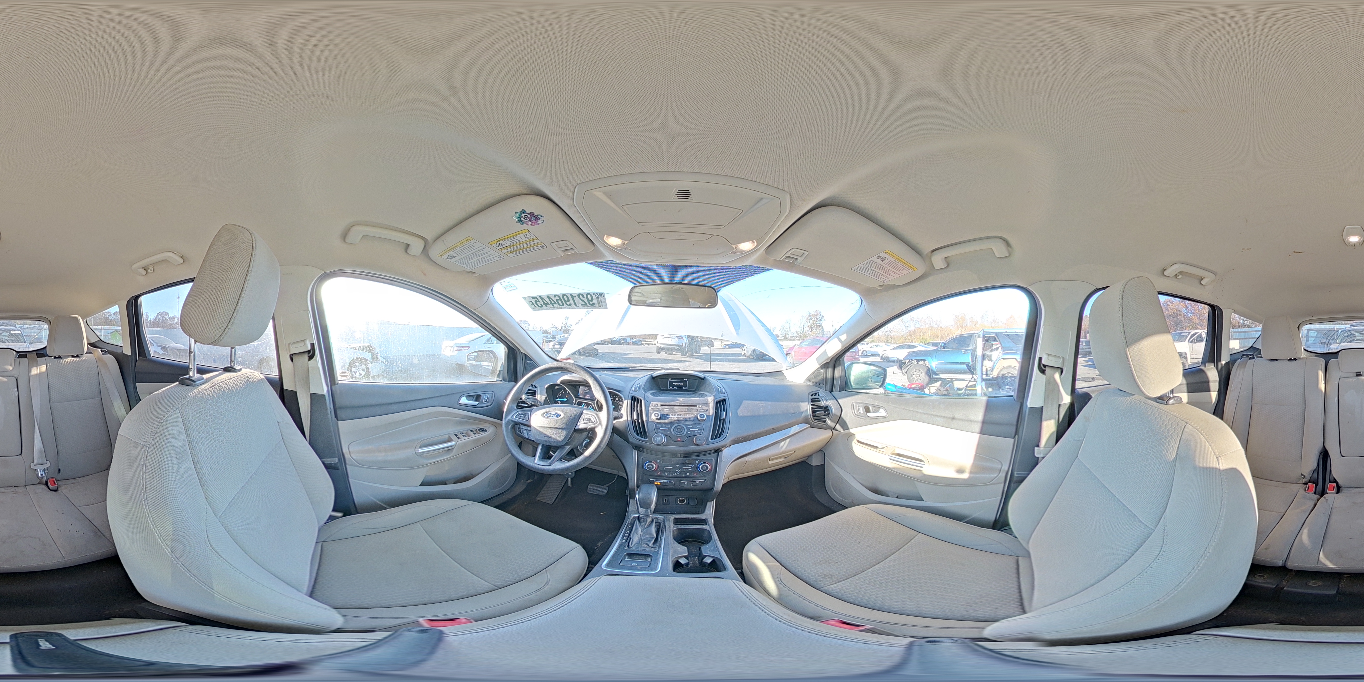 2018 Ford Escape Se VIN: 1FMCU9G90JUC41671 Lot: 92196445