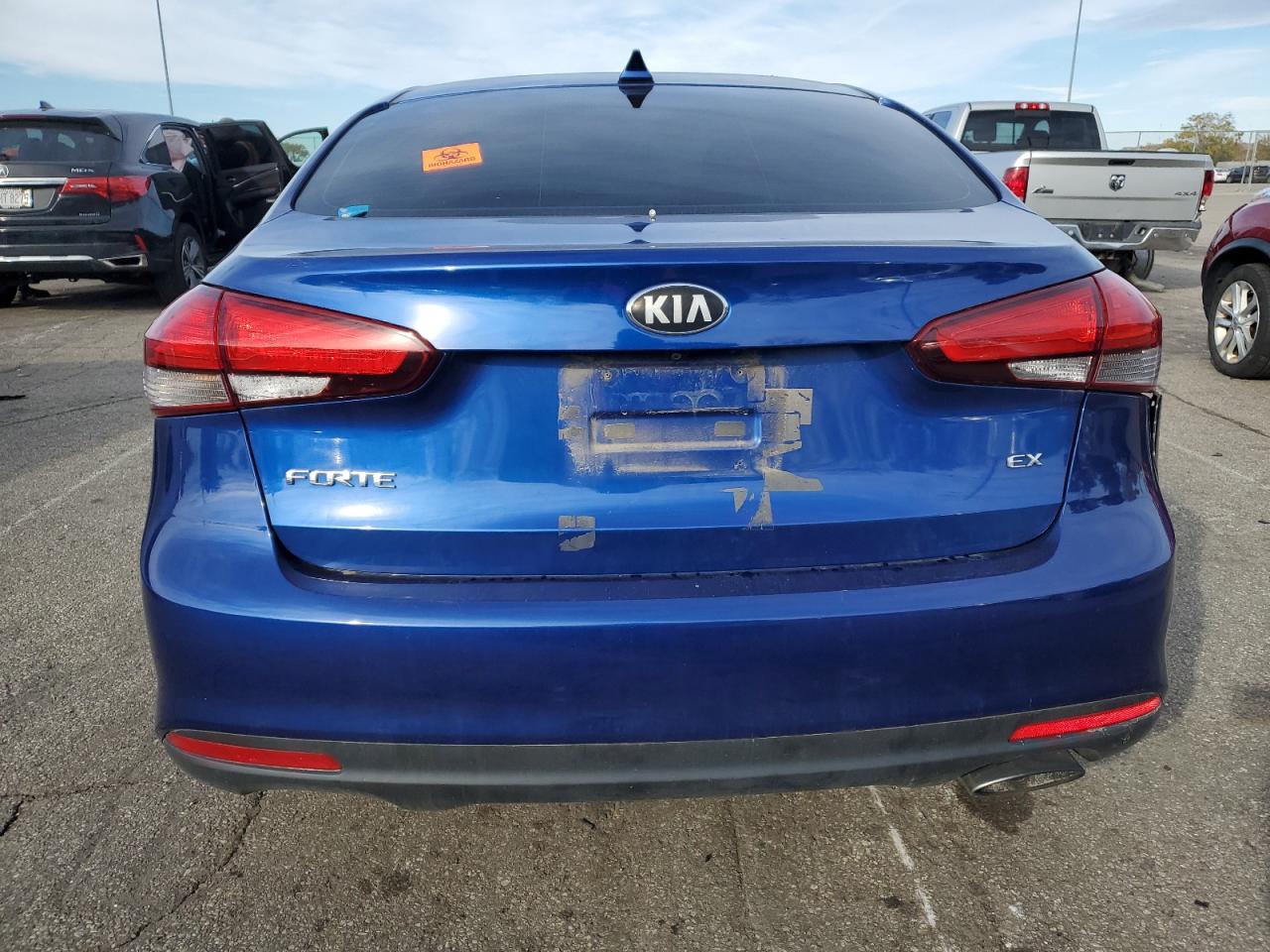 2017 Kia Forte Ex VIN: 3KPFN4A88HE007076 Lot: 91188735