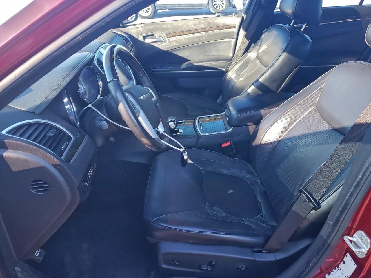 2014 Chrysler 300C VIN: 2C3CCAEG2EH118980 Lot: 94395085