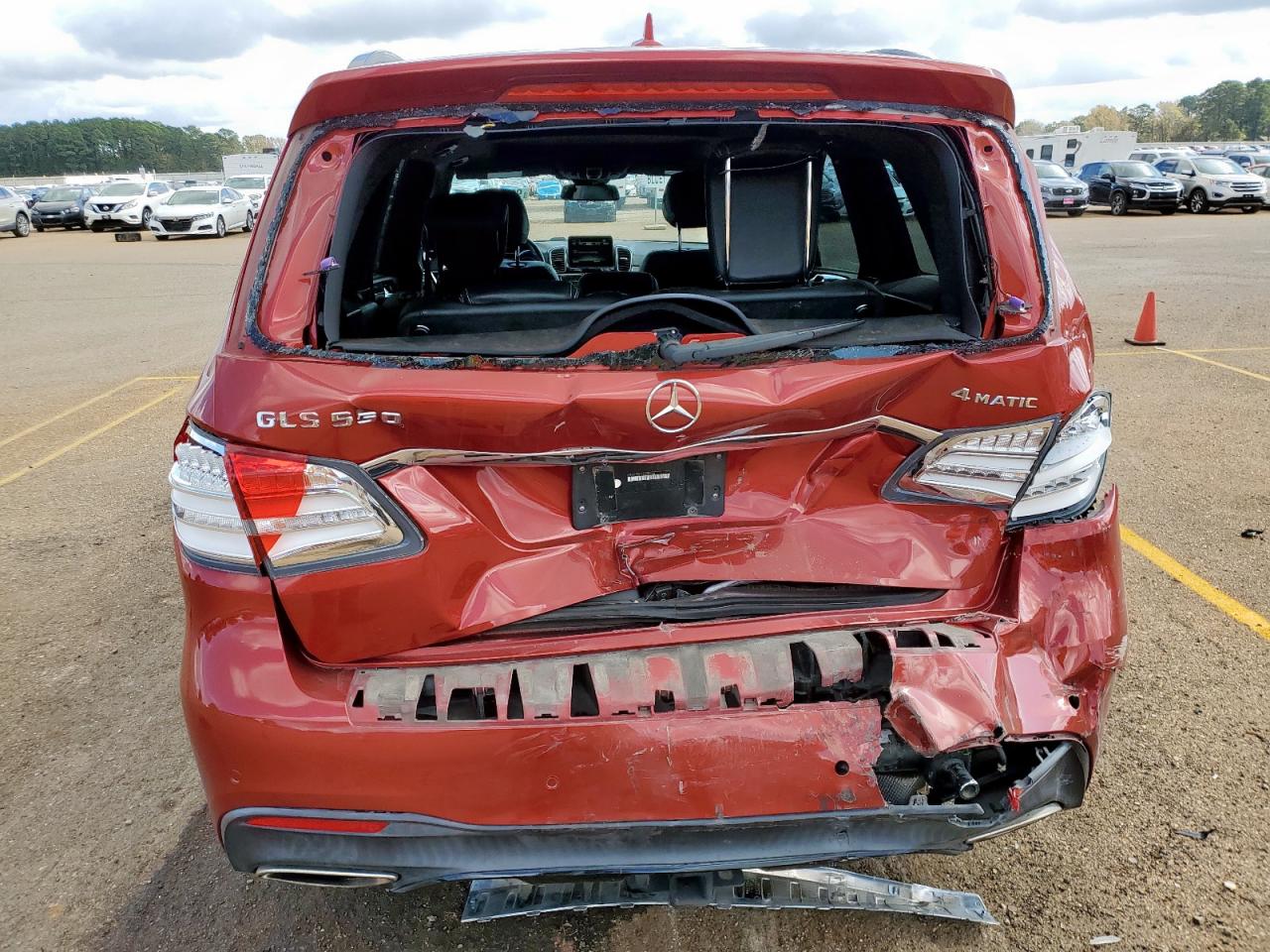 Фото: 4JGDF7DE0HA692244