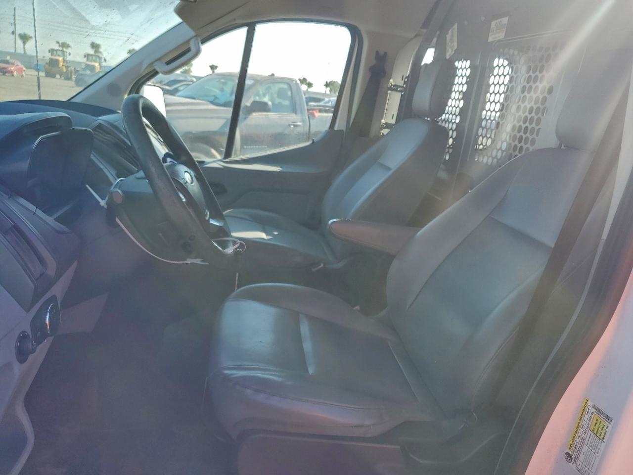 2017 Ford Transit T-250 VIN: 1FTYR1ZM1HKB52986 Lot: 93882695