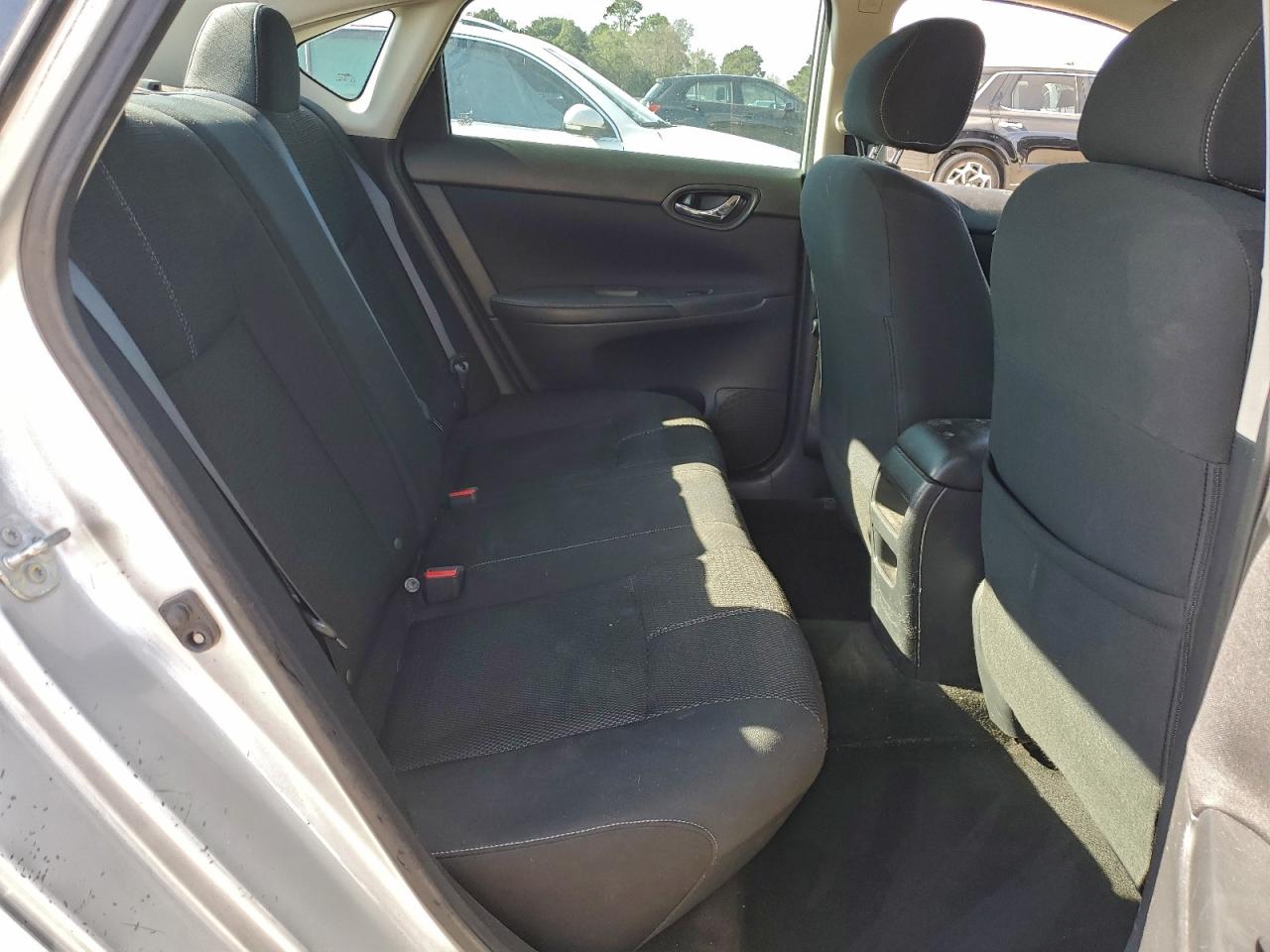 2017 Nissan Sentra S VIN: 3N1AB7AP4HY284658 Lot: 94401305