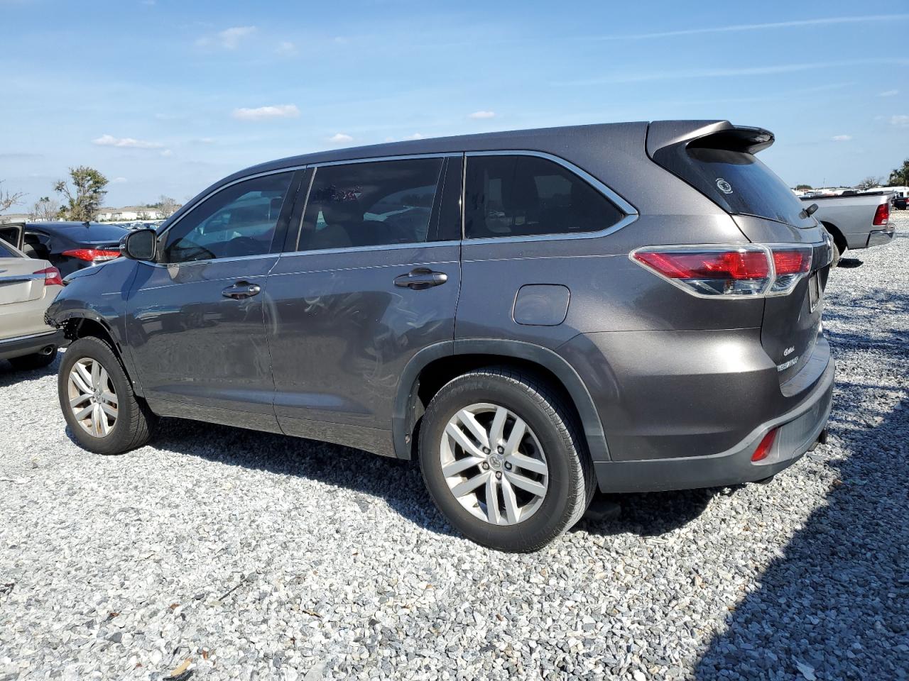 2015 Toyota Highlander Le VIN: 5TDZKRFH8FS049486 Lot: 93268845