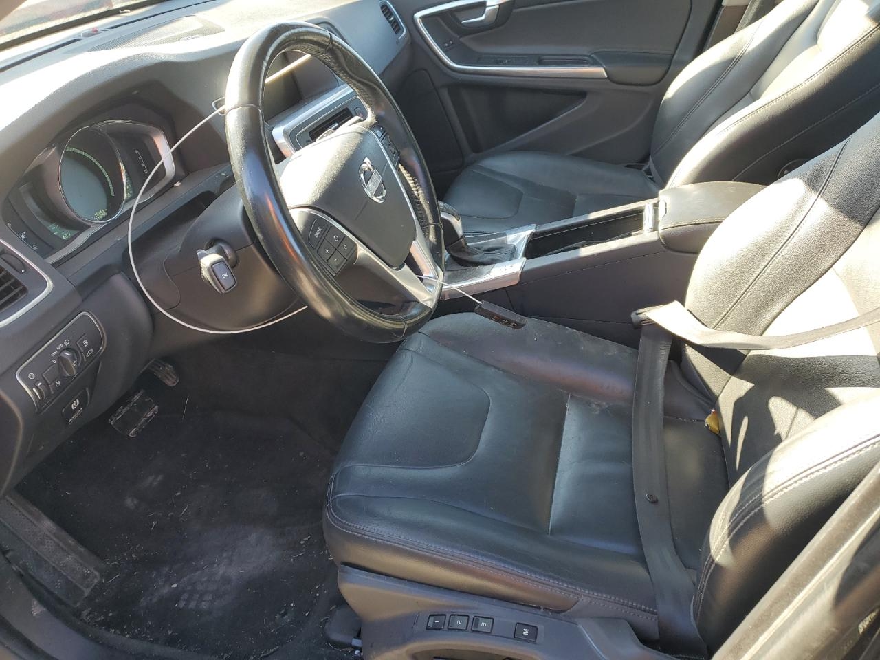 2015 Volvo S60 Platinum VIN: YV1612TD9F1317435 Lot: 91409325