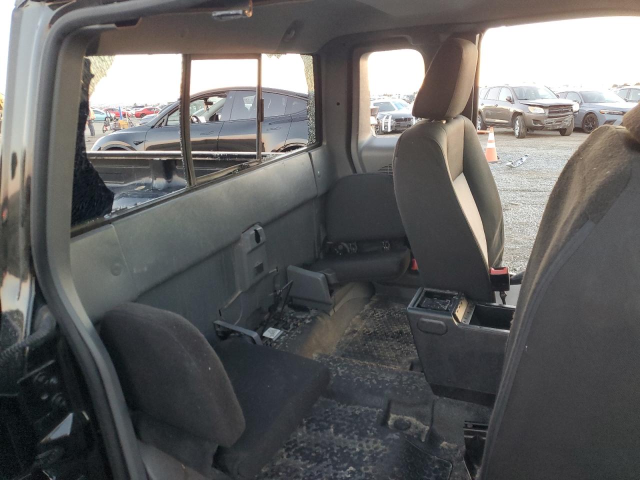 2010 Ford Ranger Super Cab VIN: 1FTLR4FE5APA22145 Lot: 92755915