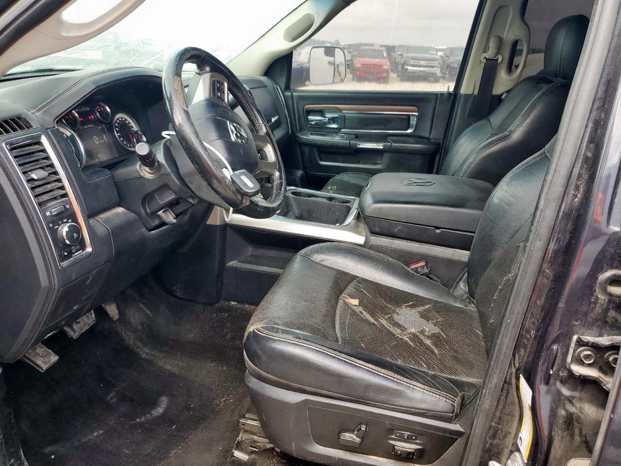 2017 Ram 3500 Laramie VIN: 3C63RRJL2HG729633 Lot: 92225565