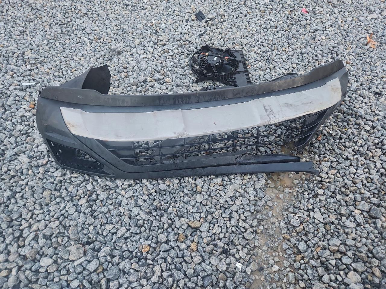 2018 Volkswagen Atlas Se VIN: 1V2LR2CA9JC551898 Lot: 94609875