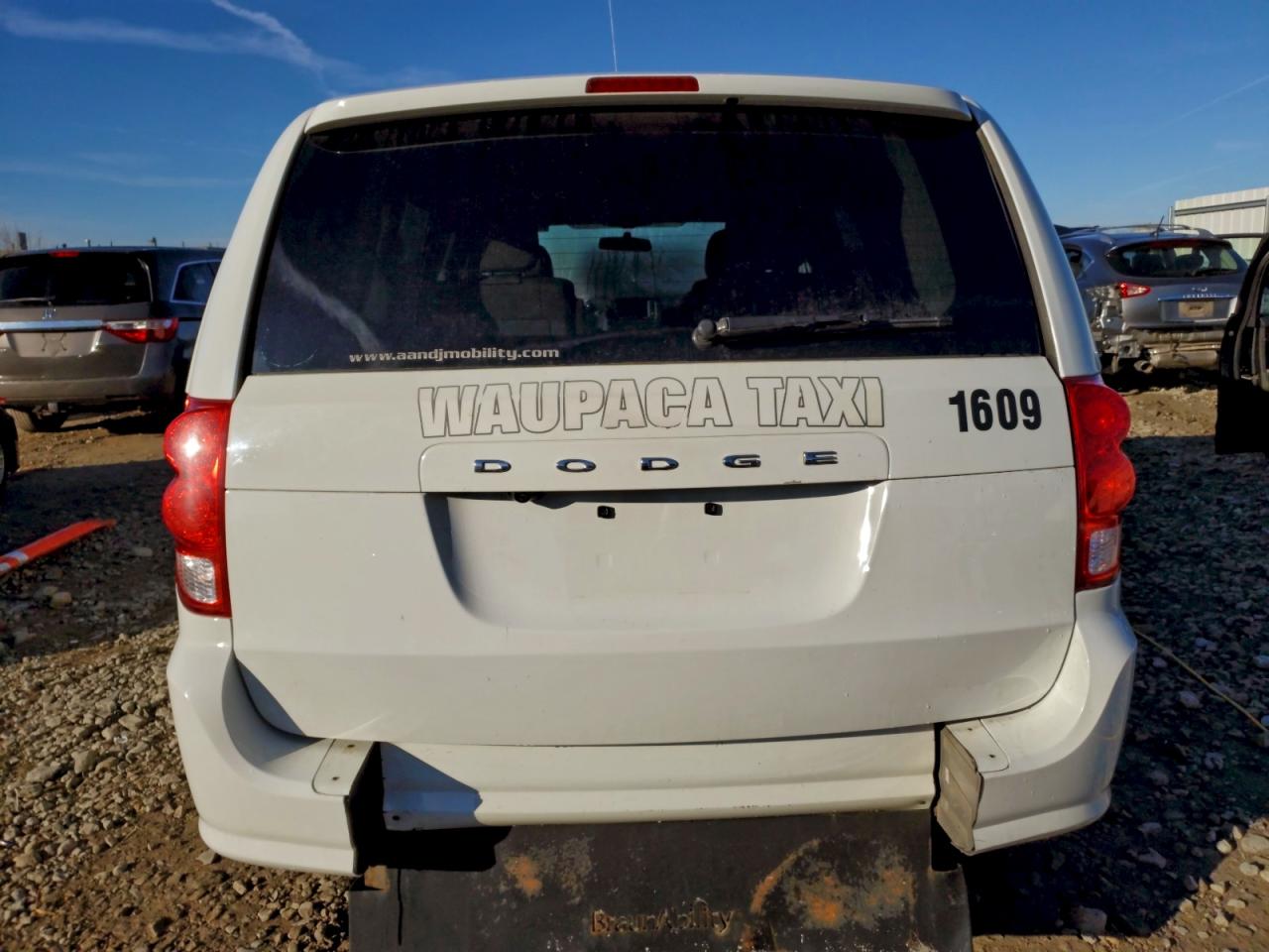 2017 Dodge Grand Caravan Se VIN: 2C7WDGBG7HR838659 Lot: 93211305