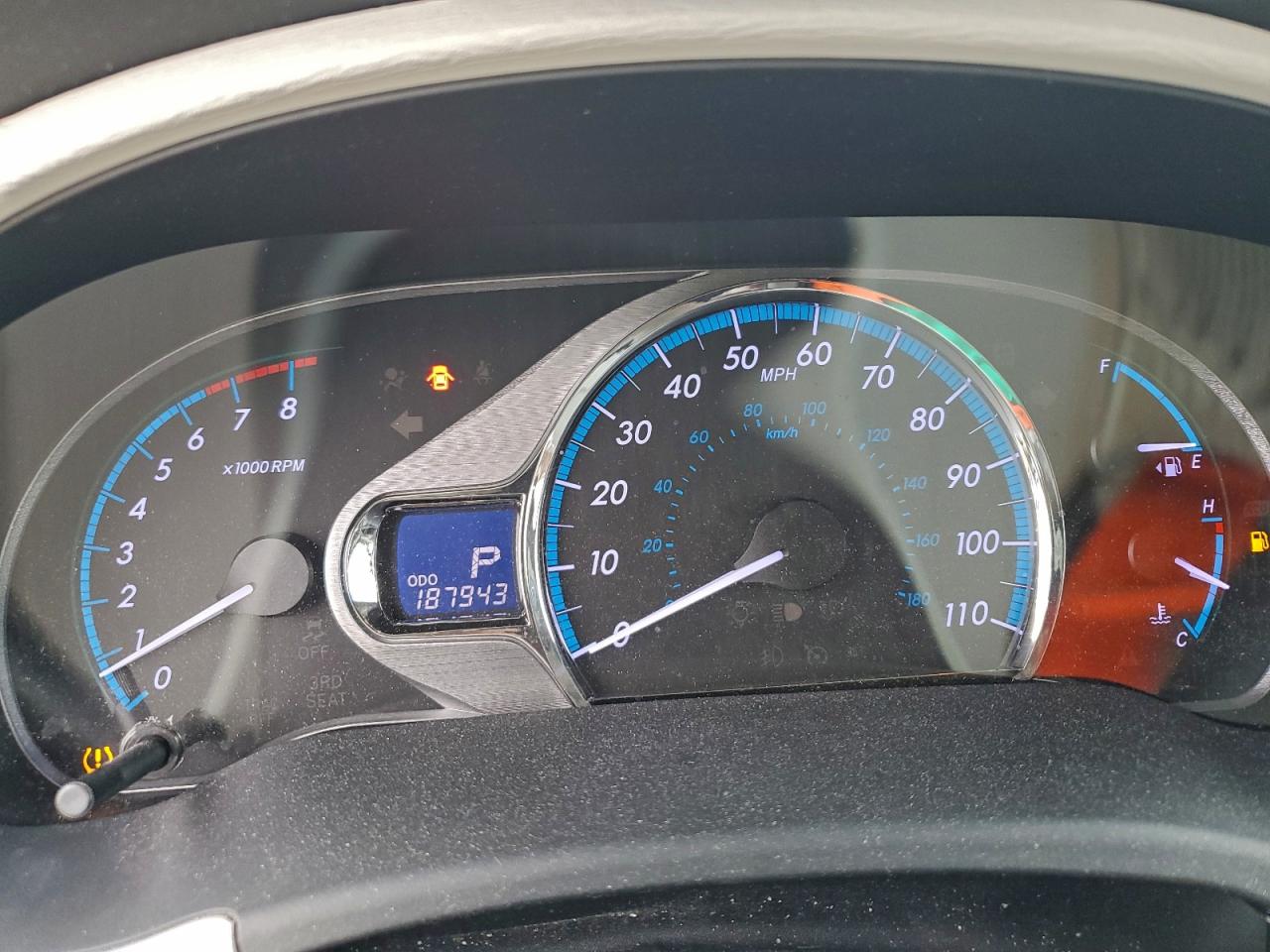 2011 Toyota Sienna Xle VIN: 5TDYK3DC5BS107581 Lot: 94443025