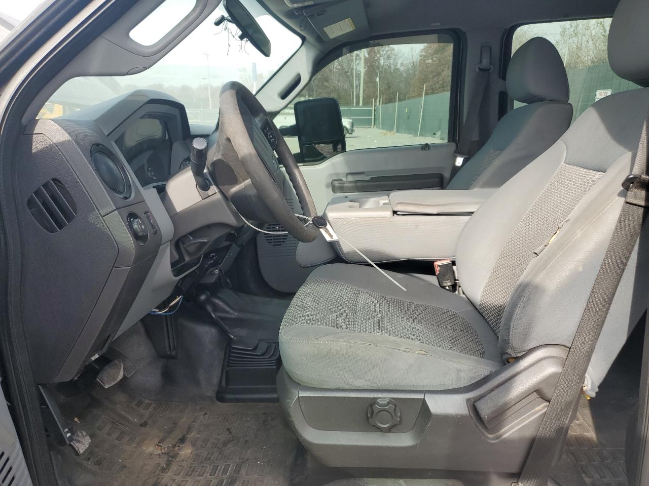 2015 Ford F350 Super Duty VIN: 1FT8W3BT4FED13218 Lot: 92572025