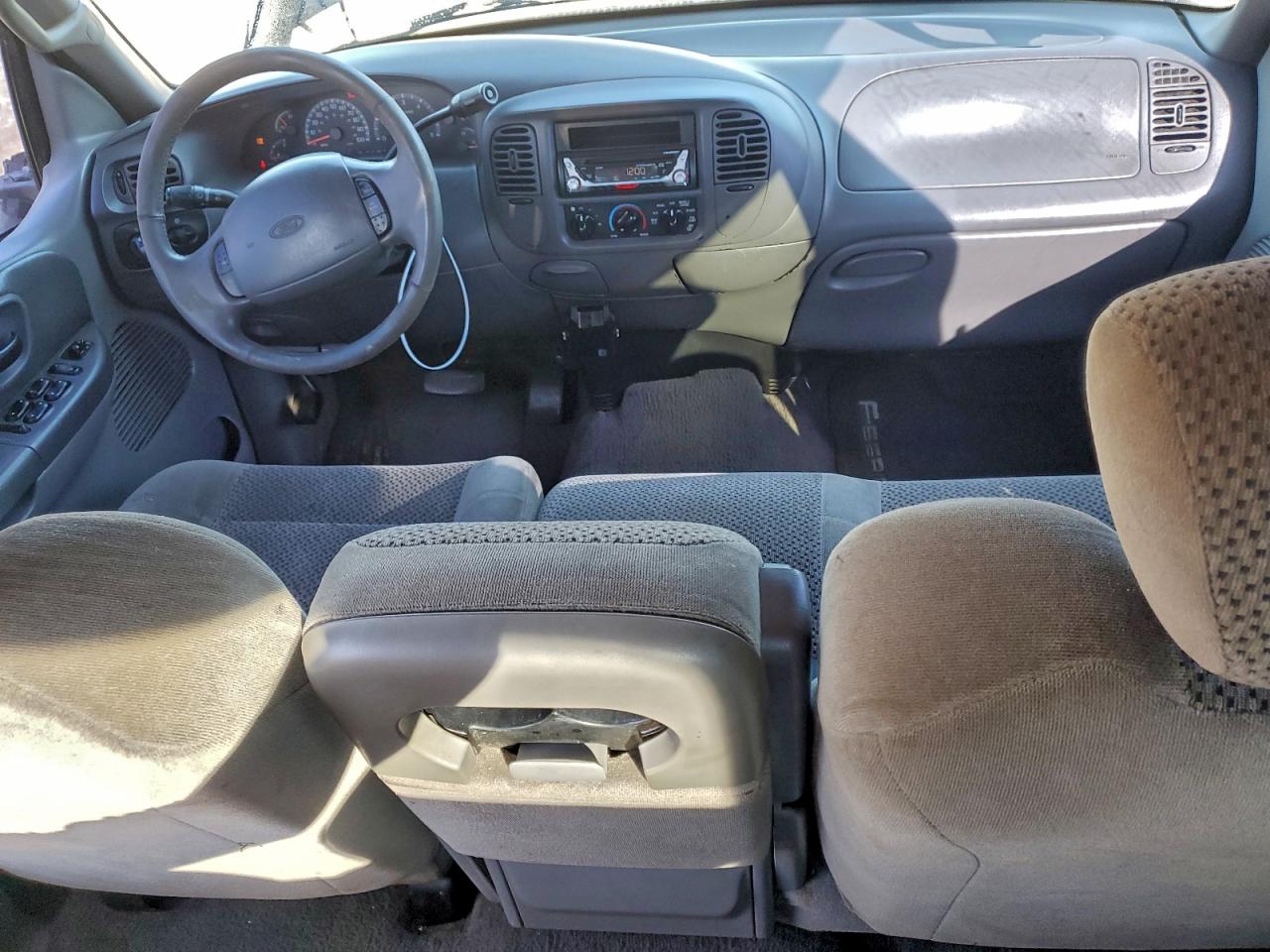 2001 Ford F150 Supercrew VIN: 1FTRW07L81KC52137 Lot: 94070985