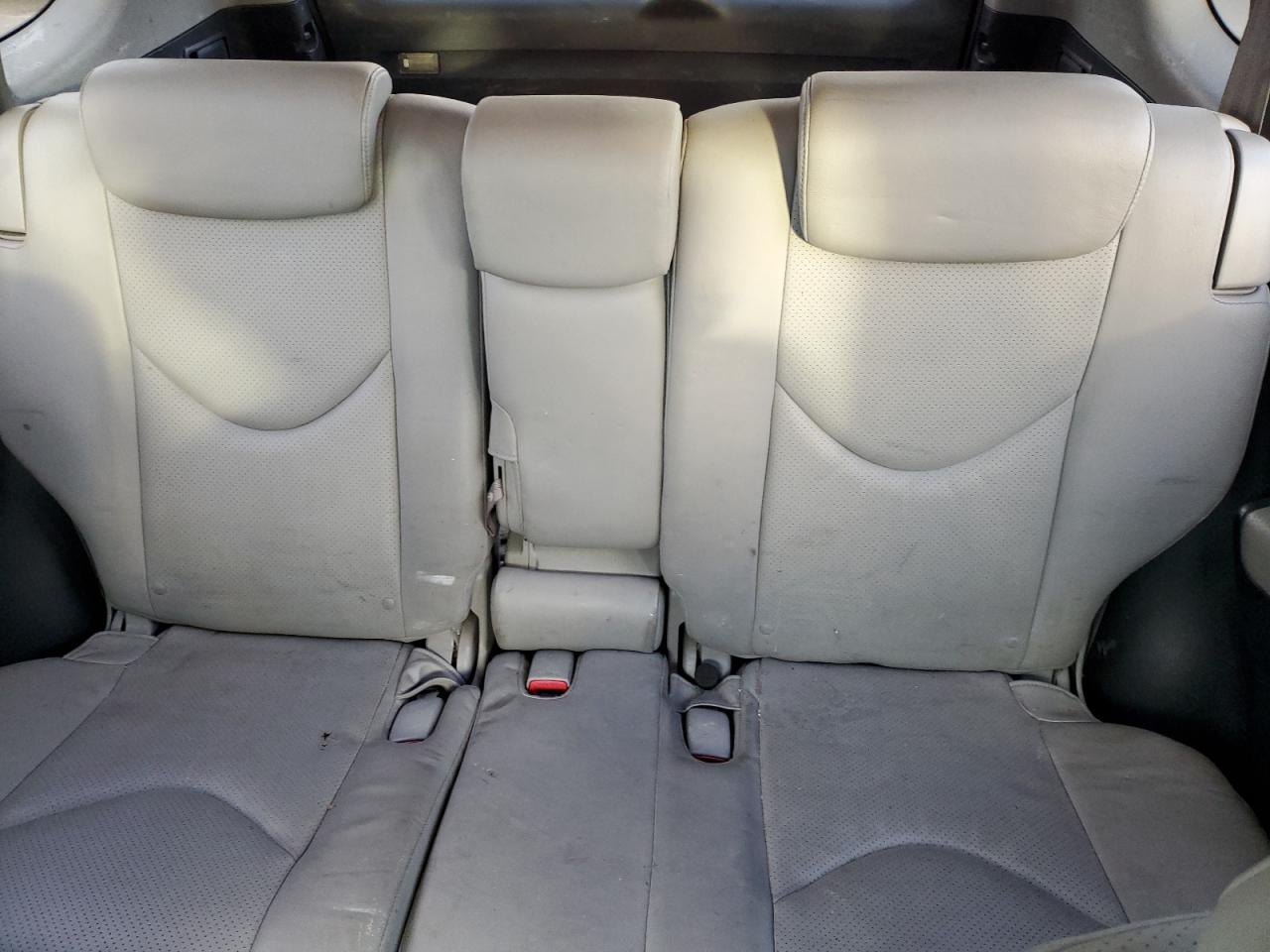 2008 Toyota Rav4 Limited VIN: JTMBD31V585153237 Lot: 92482285