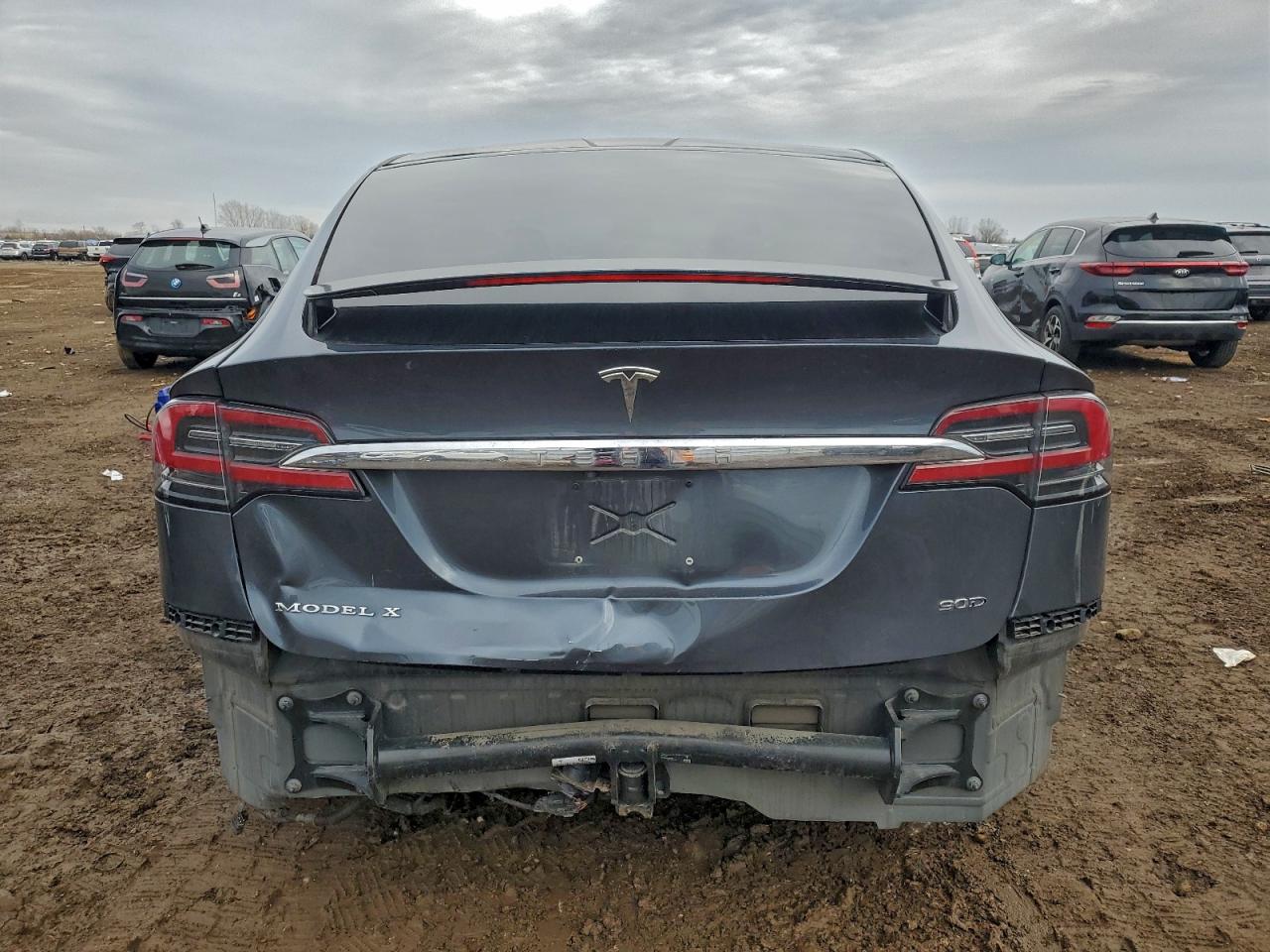 2016 Tesla Model X VIN: 5YJXCDE2XGF030366 Lot: 92515505