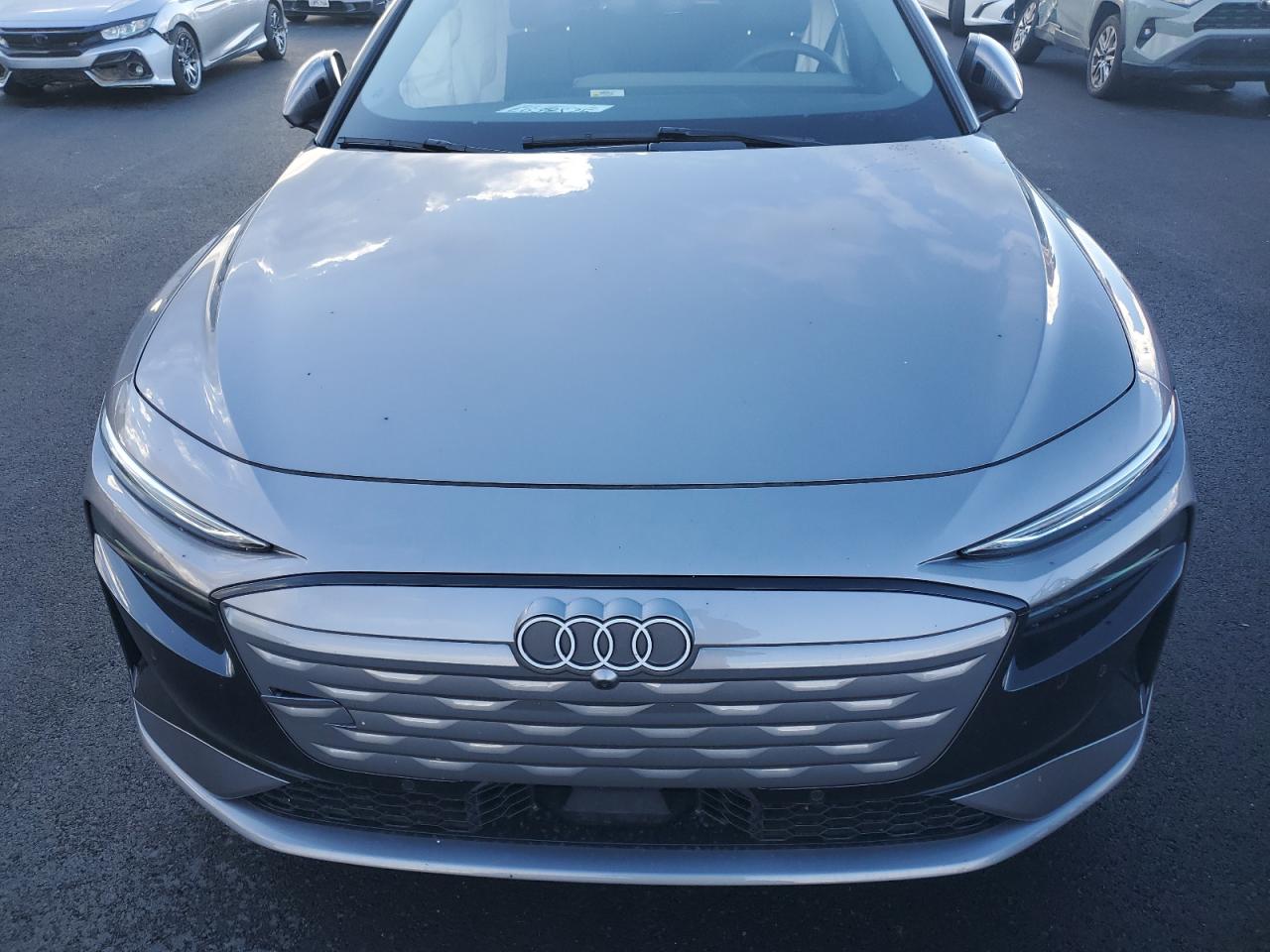 2025 Audi A6 E-Tron Premium 55 VIN: WAU1CAGH2SA018636 Lot: 92446405