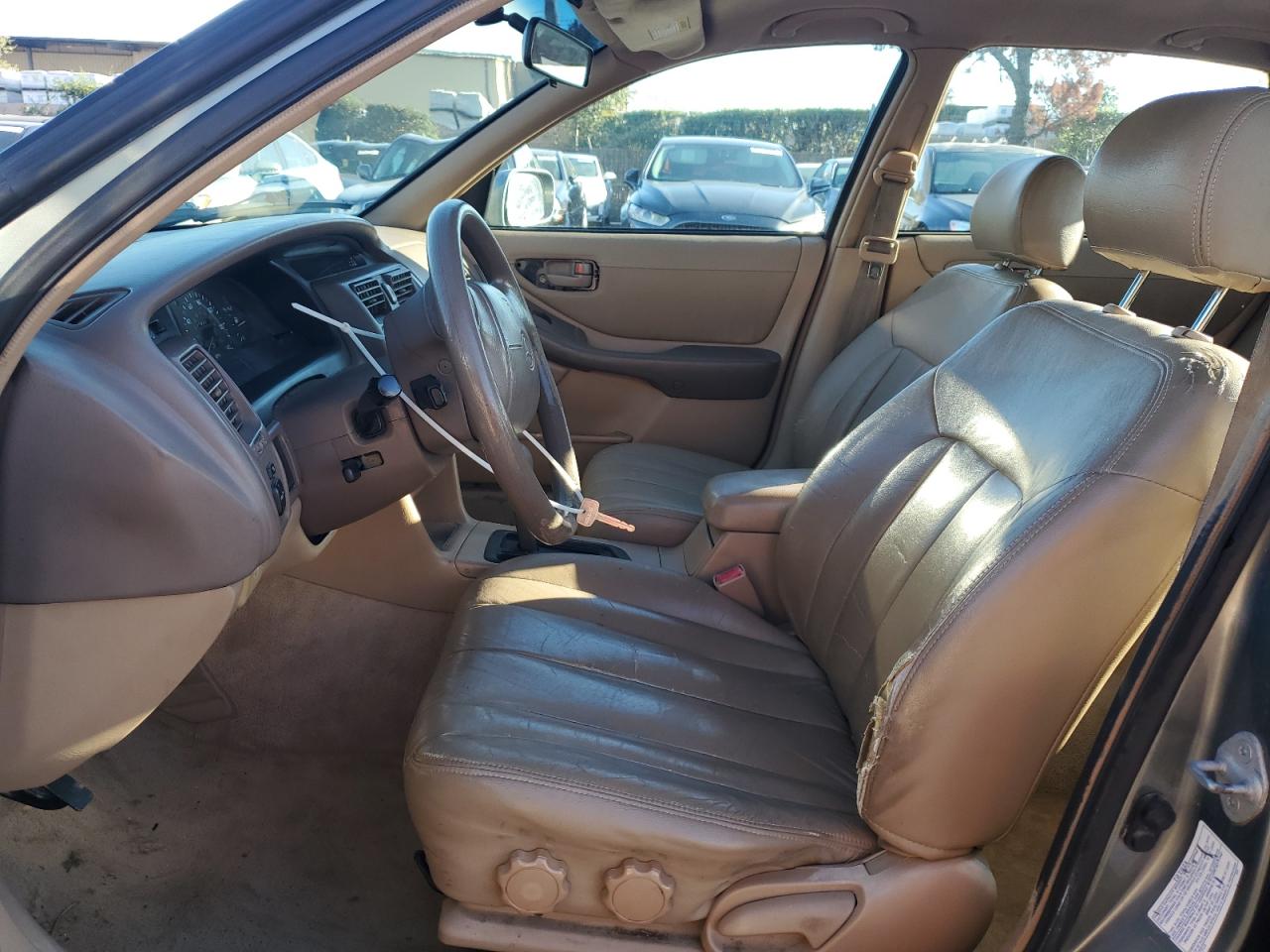 1997 Toyota Avalon Xl VIN: 4T1BF12BXVU196813 Lot: 93661225