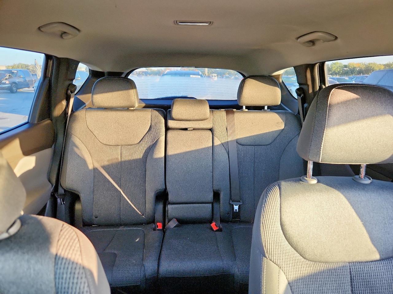 2020 Hyundai Santa Fe Sel VIN: 5NMS33AD8LH239285 Lot: 92908975