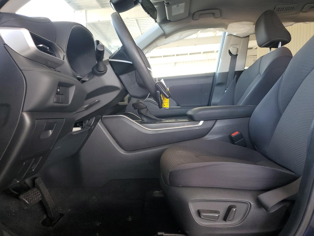 2021 Toyota Highlander L VIN: 5TDCZRAH6MS535526 Lot: 92065085