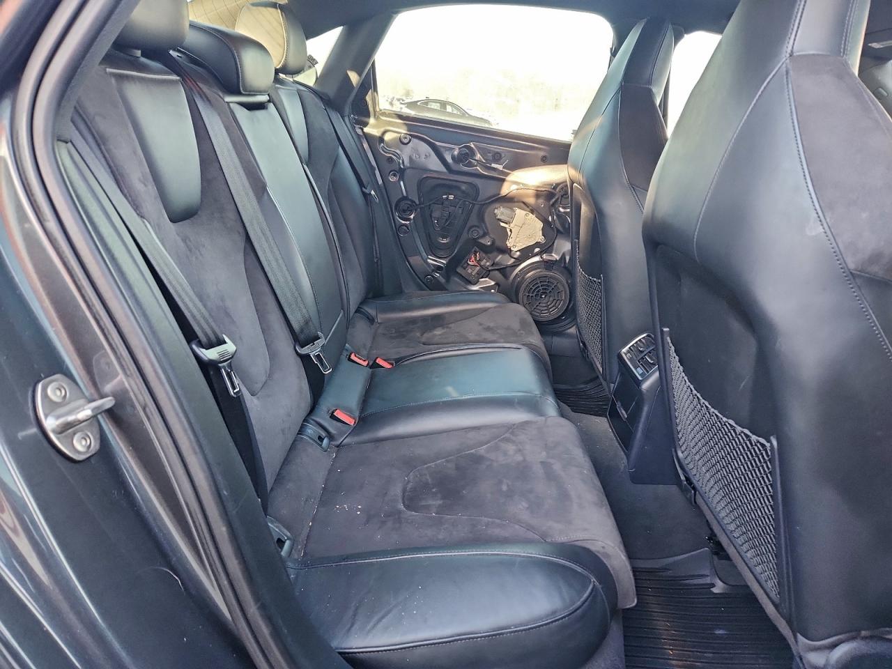 2015 Audi S4 Premium Plus VIN: WAUDGAFL9FA124675 Lot: 92717335