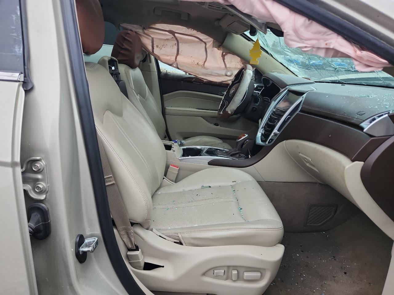 2015 Cadillac Srx Performance Collection VIN: 3GYFNFE31FS631997 Lot: 92940935