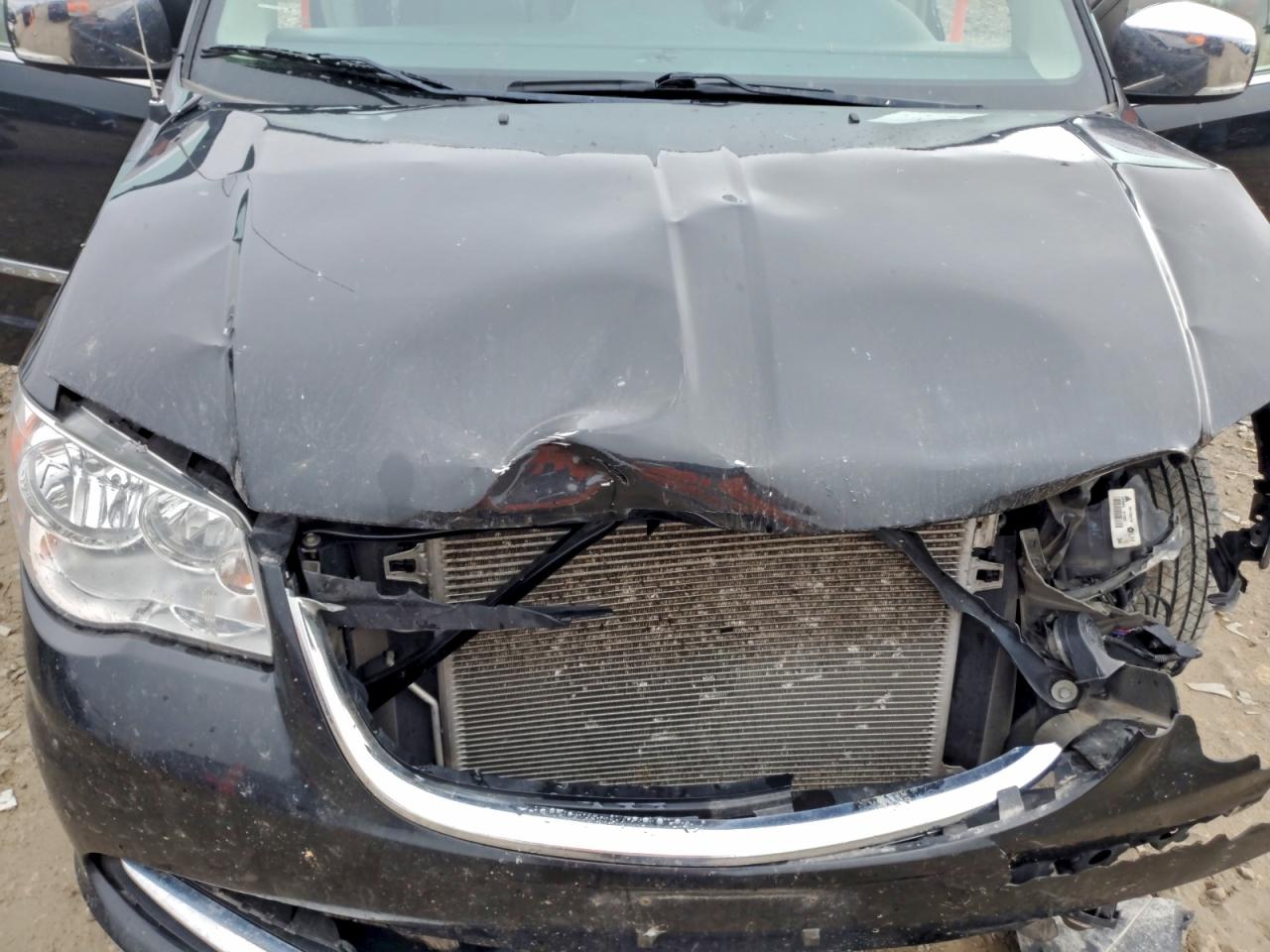 2015 Chrysler Town & Country Touring L VIN: 2C4RC1CG5FR509951 Lot: 93957765