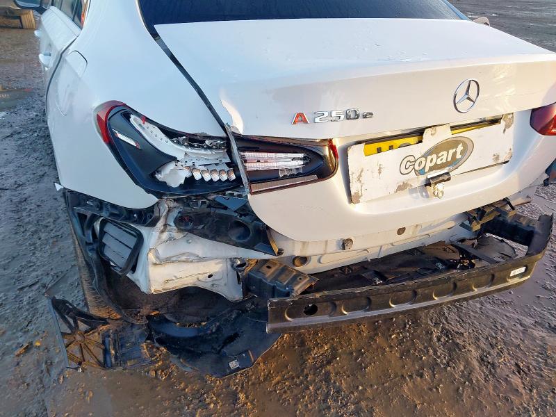 2020 MERCEDES-BENZ A CLASS A250E AMG LINE 4DR AUTO