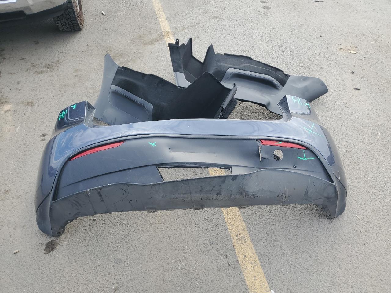 2023 Tesla Model Y VIN: 7SAYGAEE3PF712185 Lot: 91290195