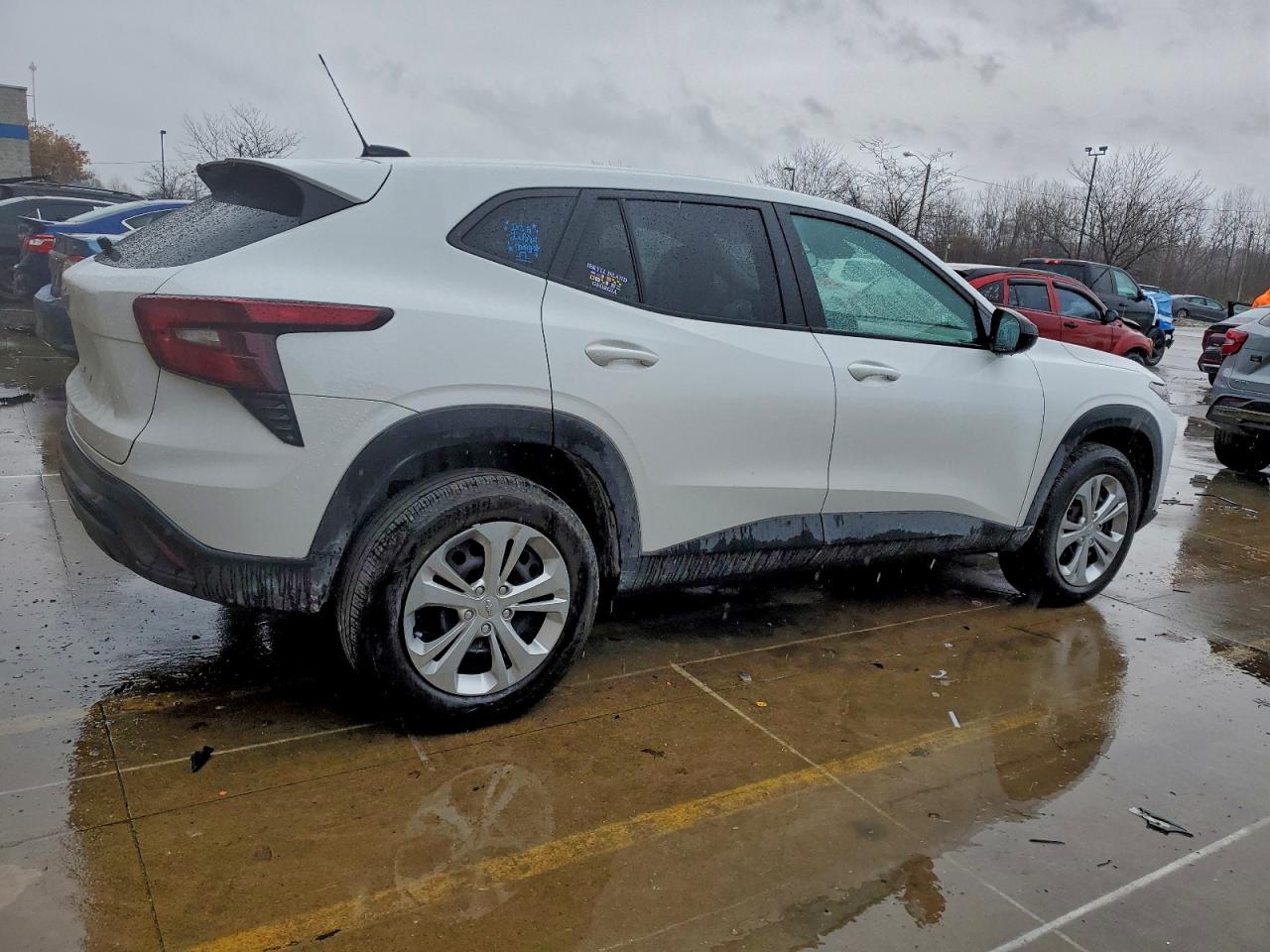 2025 Chevrolet Trax Ls VIN: KL77LFEP1SC092989 Lot: 94249615