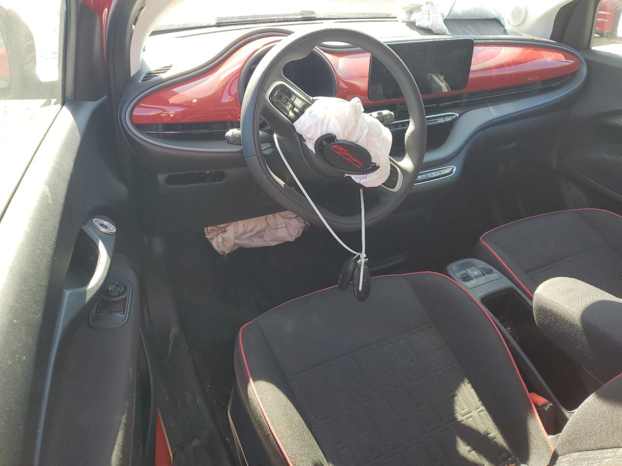 2024 Fiat 500 E Red VIN: ZFAFFAA49RX205196 Lot: 90745095