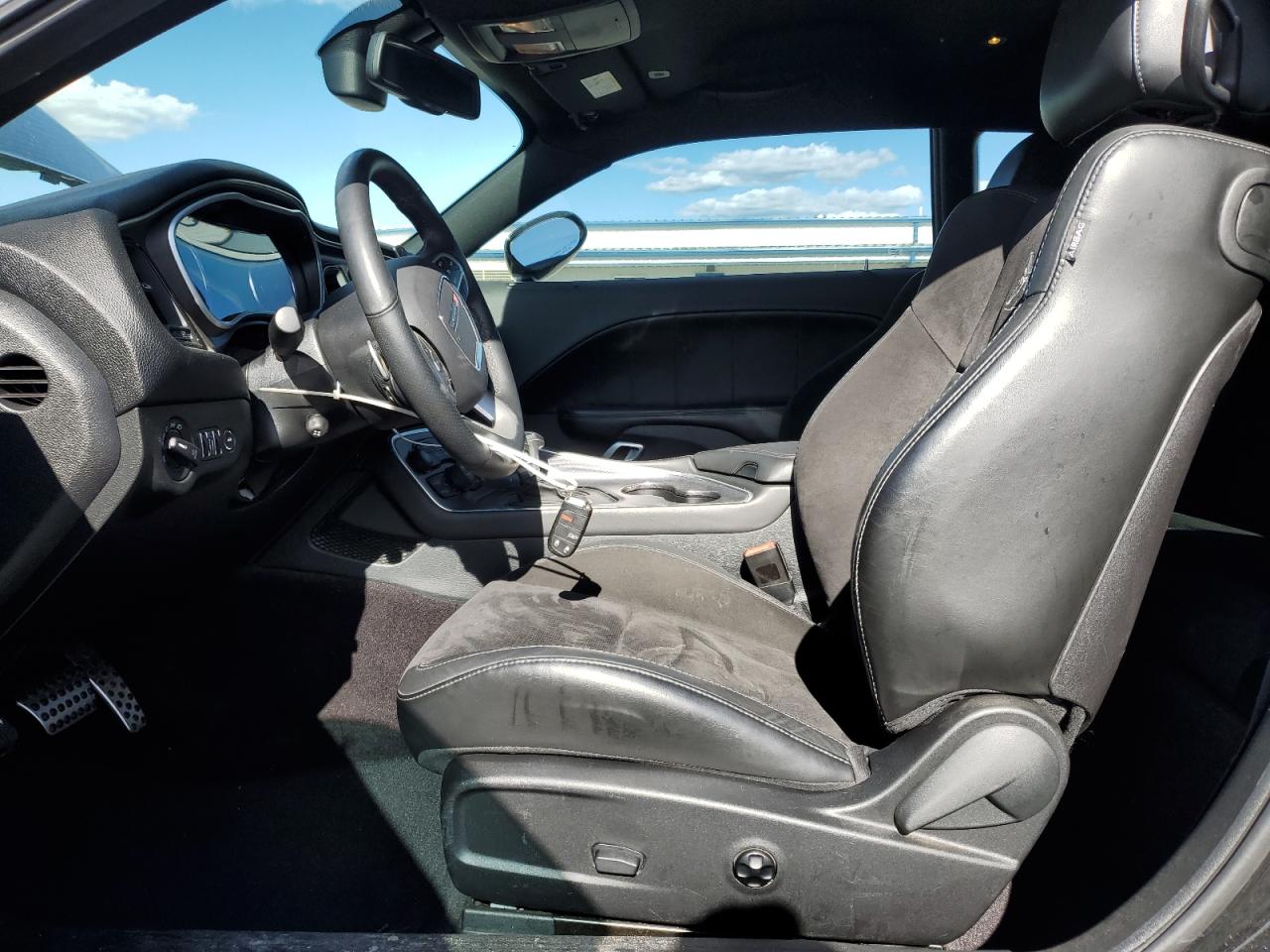 2017 Dodge Challenger R/T 392 VIN: 2C3CDZFJXHH522765 Lot: 92261275