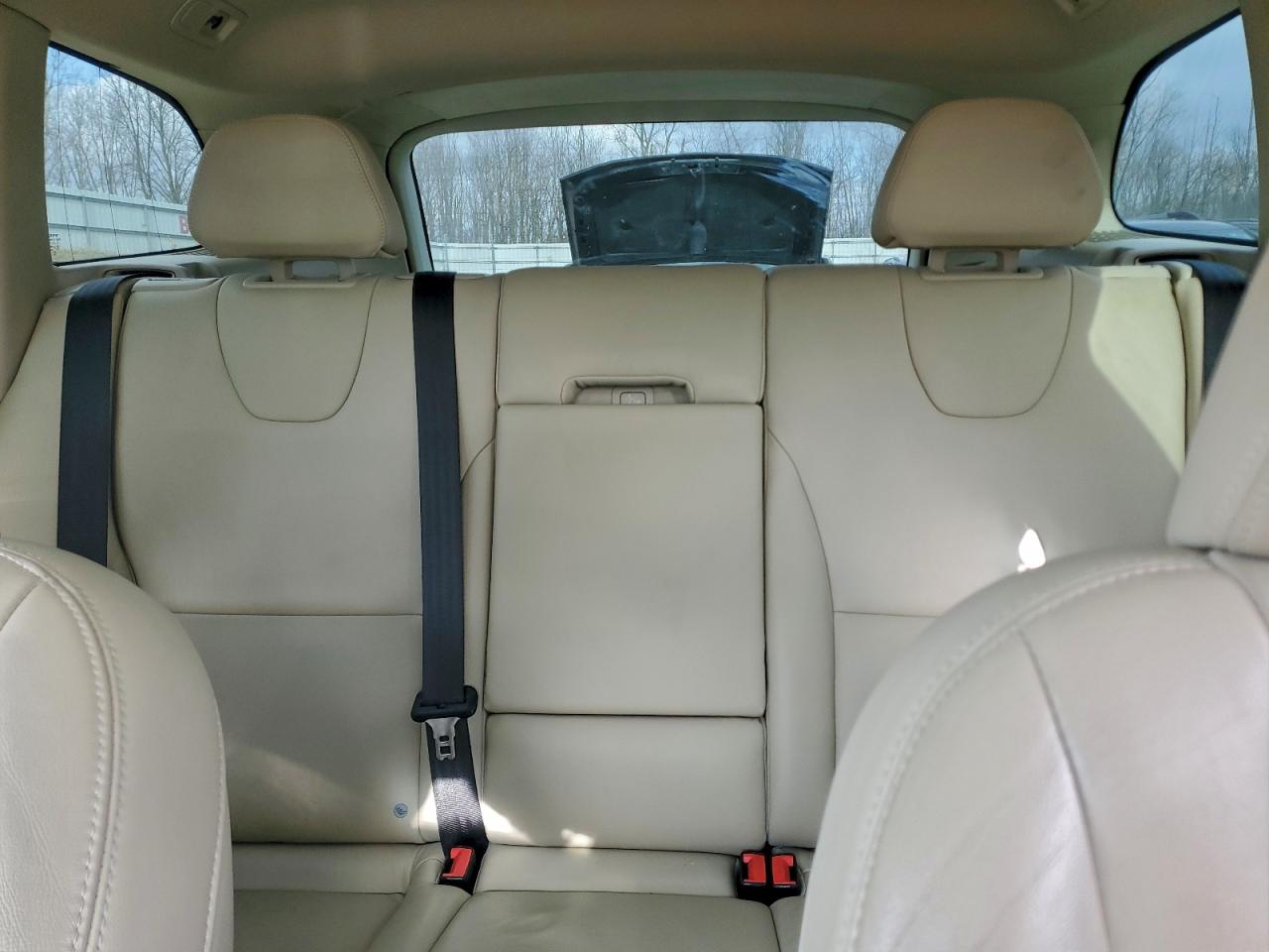 2015 Volvo Xc60 T6 Premier VIN: YV4902RK2F2737699 Lot: 93492635