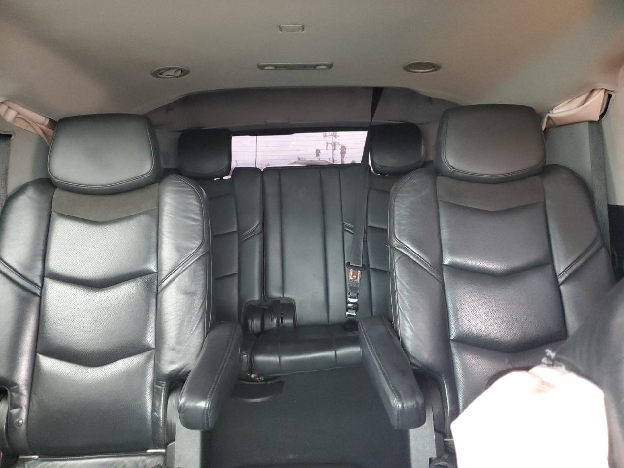 2019 Cadillac Escalade Esv Luxury VIN: 1GYS3HKJ1KR160370 Lot: 91269995