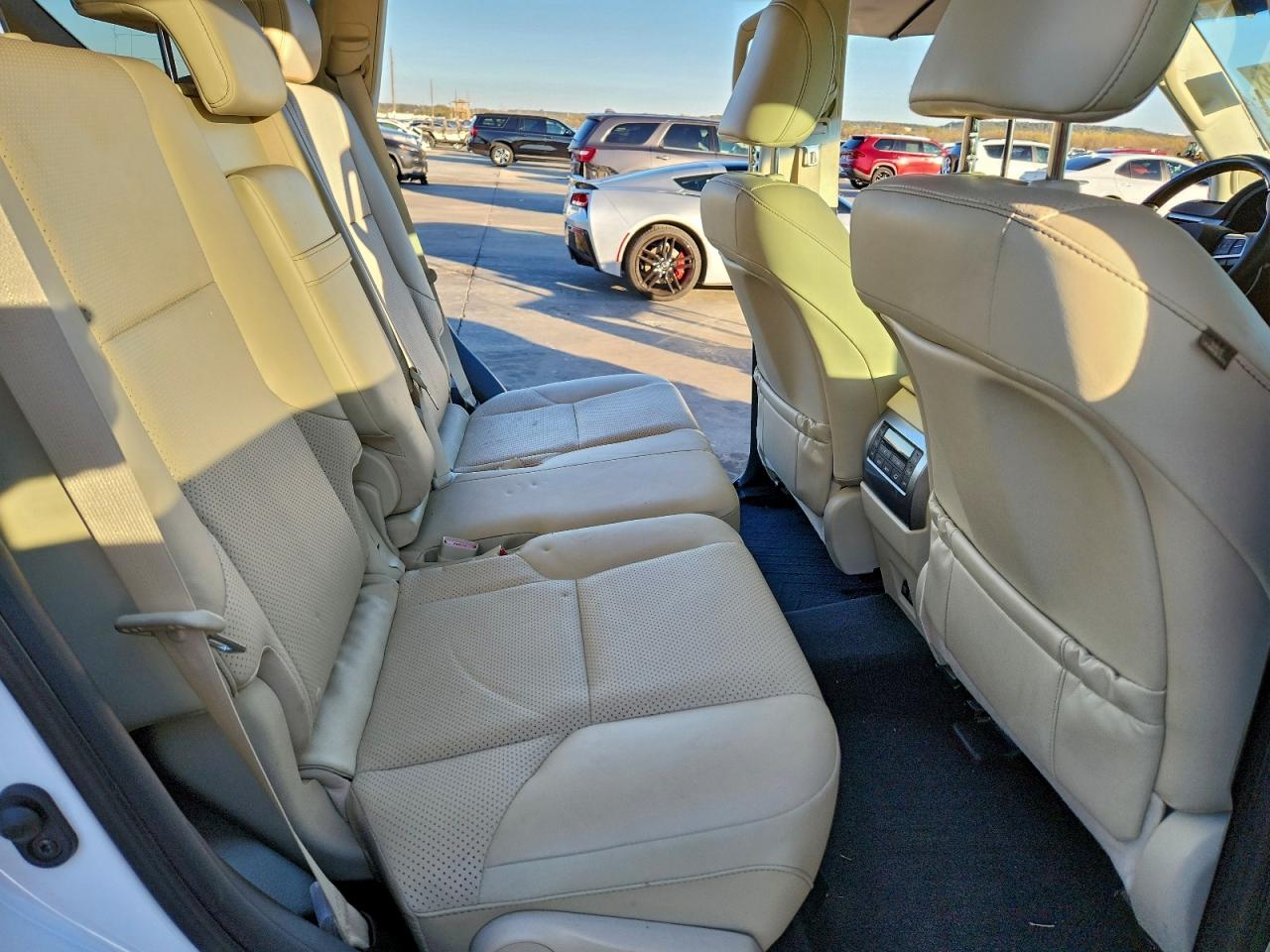 2023 Lexus Gx 460 Luxury VIN: JTJGM7BX8P5380155 Lot: 93710835