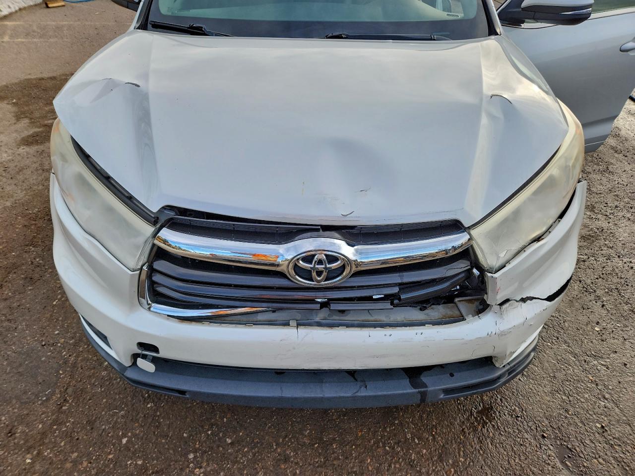 2014 Toyota Highlander Le VIN: 5TDBKRFH7ES021310 Lot: 94091635