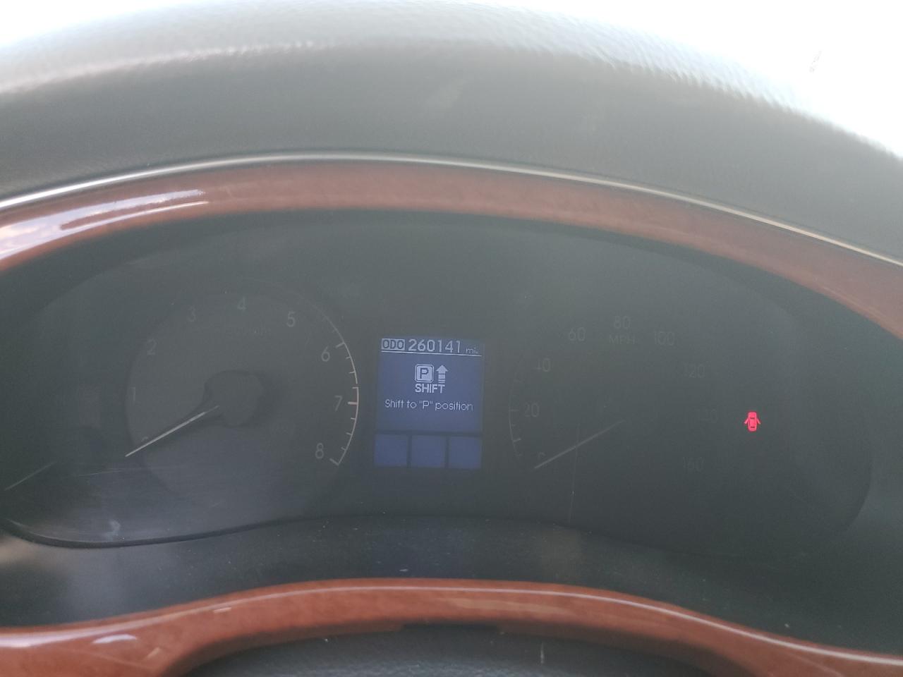 2013 Hyundai Genesis 3.8L VIN: KMHGC4DD4DU230130 Lot: 92939655