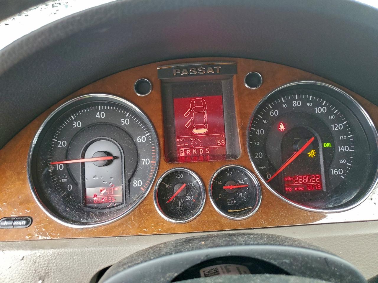 2008 Volkswagen Passat Lux VIN: WVWEK73C28E085811 Lot: 93903735