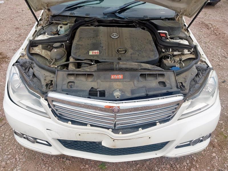 2011 MERCEDES-BENZ C CLASS C200 CDI BLUEEFFICIENCY ELEGANCE ED 125 4DR AUTO