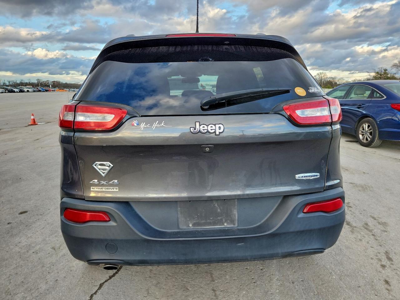 2015 Jeep Cherokee Latitude VIN: 1C4PJMCB6FW654751 Lot: 94167315