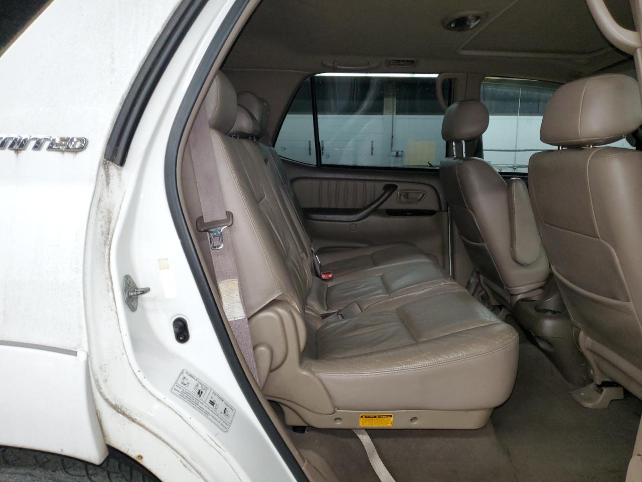 2003 Toyota Sequoia Limited VIN: 5TDBT48A93S145706 Lot: 92448715