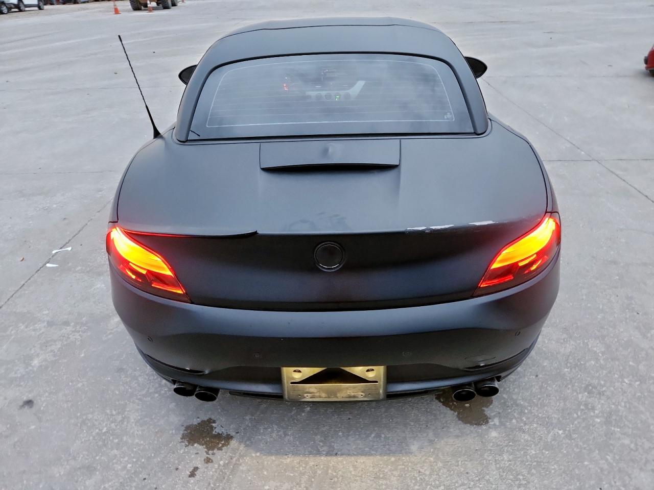 2011 BMW Z4 Sdrive35I VIN: WBALM7C59BE382646 Lot: 91079305