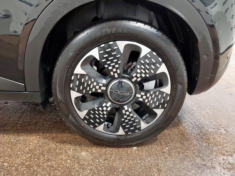 2025 FIAT 600 1.2 HYBRID 48V 136 LA PRIMA 5DR EDCT-6