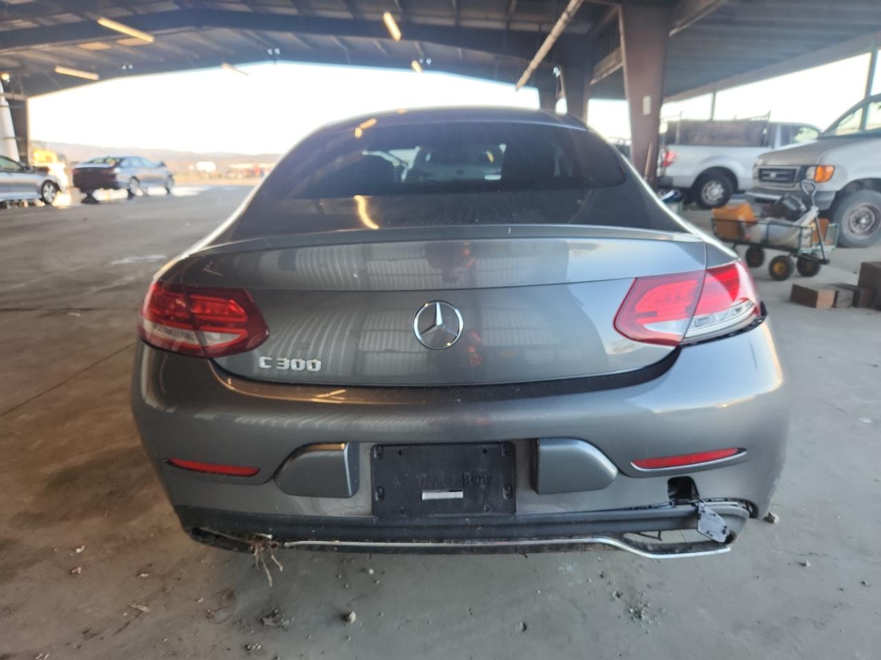 2017 Mercedes-Benz C 300 VIN: WDDWJ4JB9HF564033 Lot: 85399765