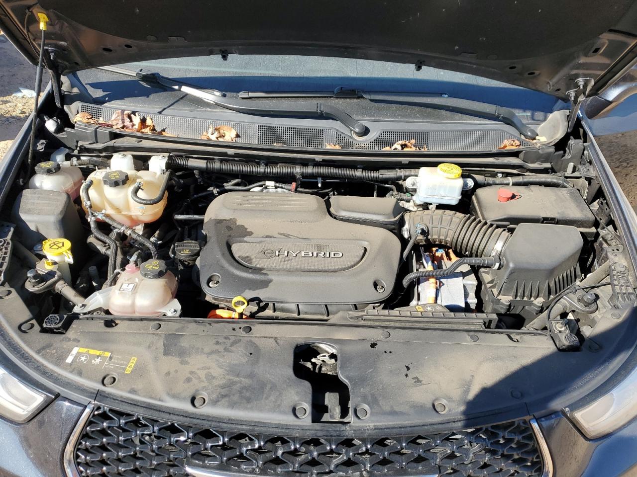 2021 Chrysler Pacifica Hybrid Touring L VIN: 2C4RC1L75MR594531 Lot: 92870795