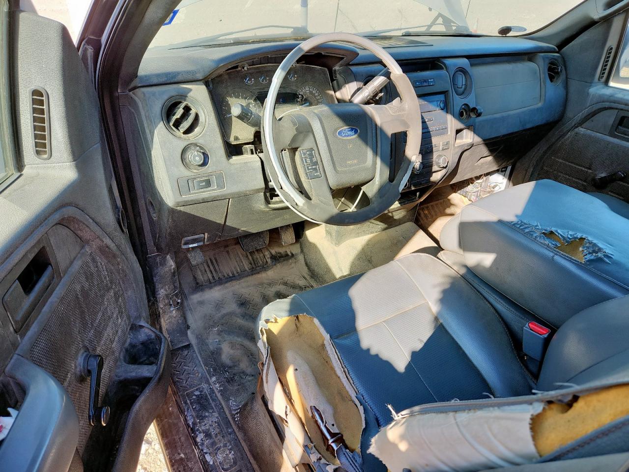 2011 Ford F150 VIN: 1FTMF1CM7BKD22792 Lot: 91903555