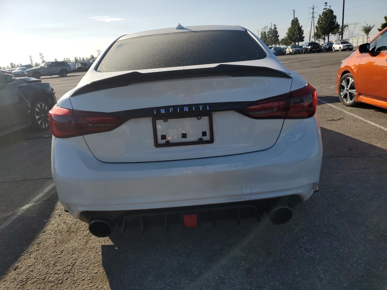 2018 Infiniti Q50 Luxe VIN: JN1EV7AP1JM361312 Lot: 93351215