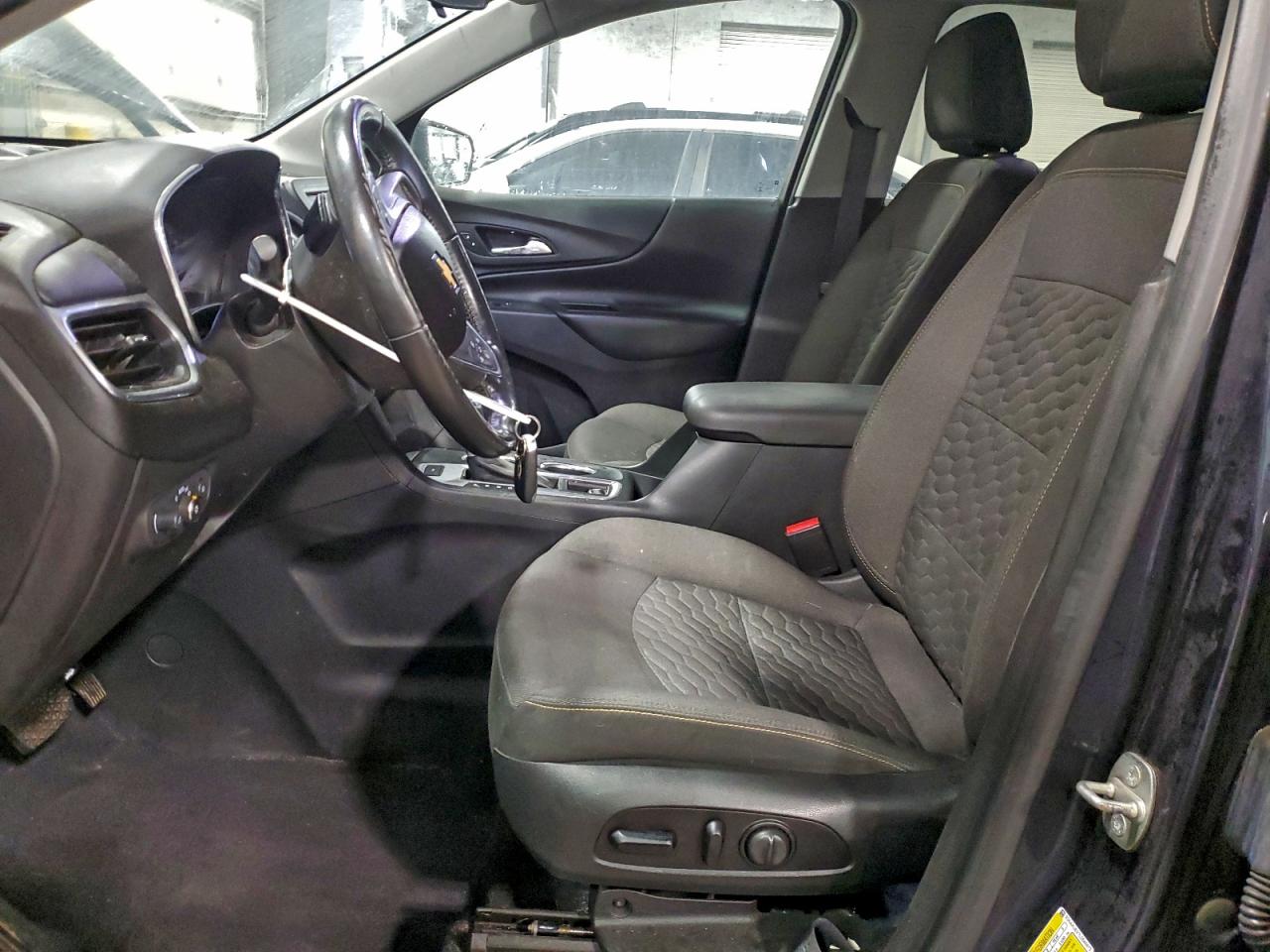 2020 Chevrolet Equinox Lt VIN: 3GNAXUEV7LS546973 Lot: 94240245