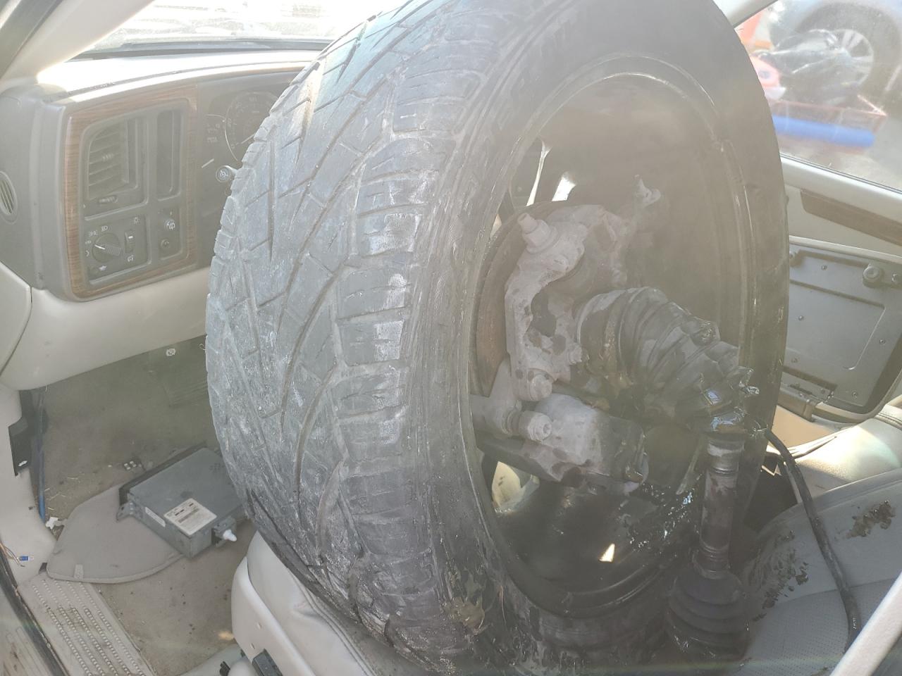 2006 Cadillac Escalade Luxury VIN: 1GYEK63N96R120923 Lot: 93555945