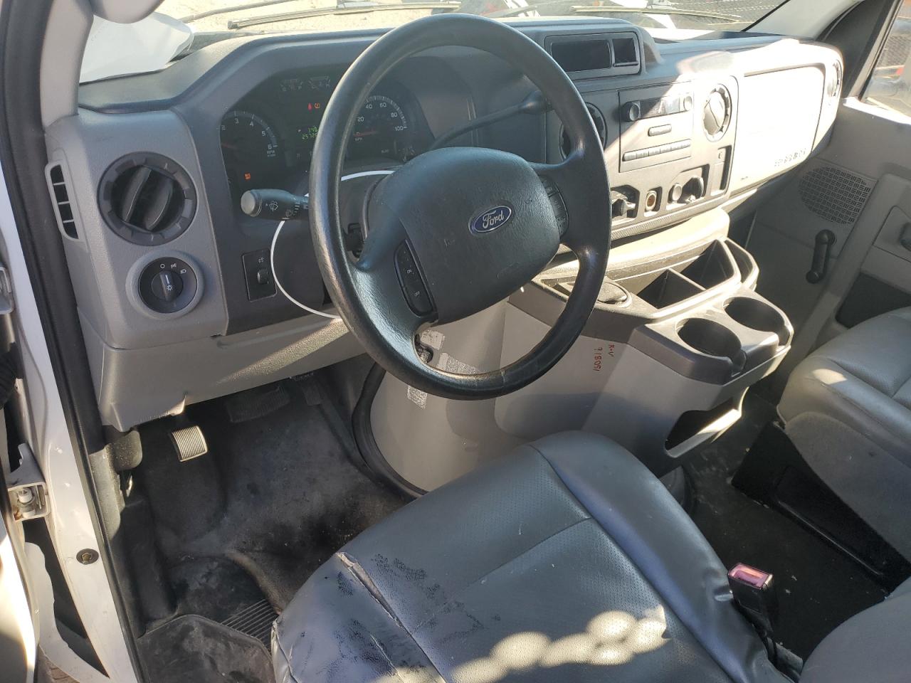 2010 Ford E-250 Delivery Van VIN: 1FTNE2EWXADA85732 Lot: 90423235