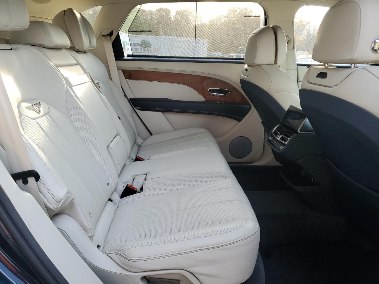 2023 Bentley Bentayga VIN: SJAHT2ZV7PC022219 Lot: 91354295